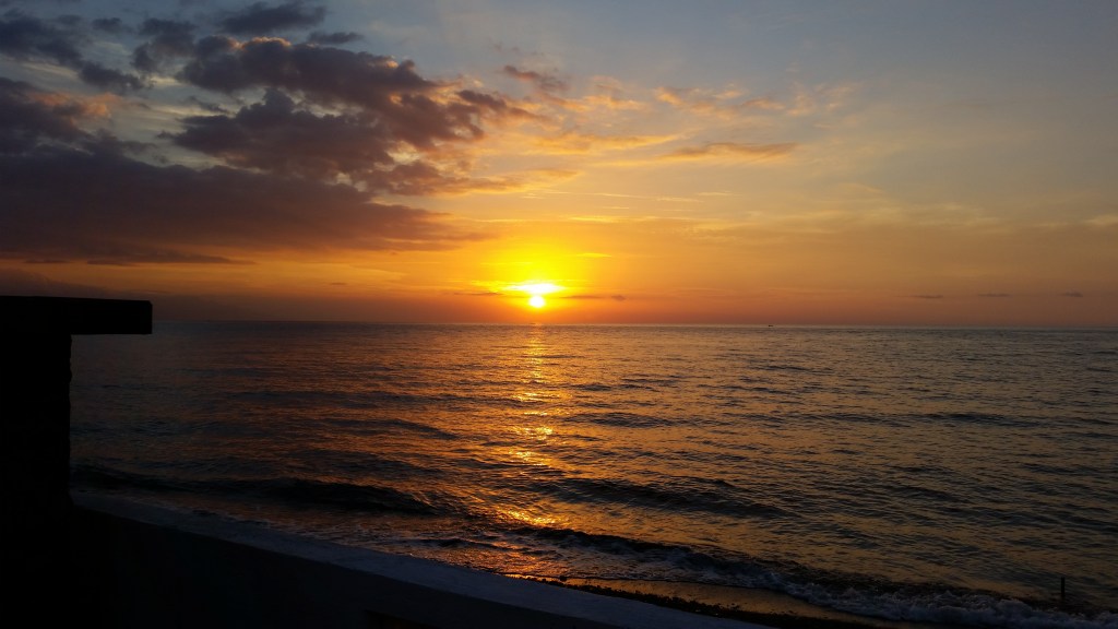 To Bali with baby: part III&nbsp;(Lovina)